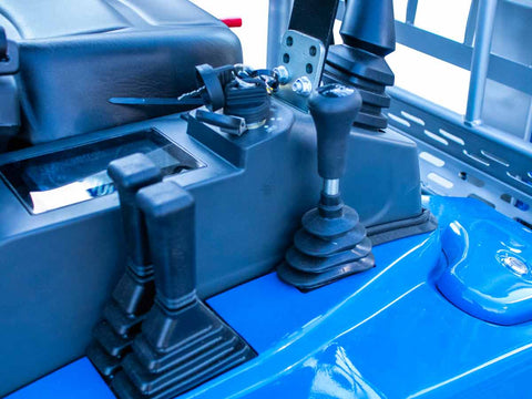 Μίνι τσαπάκι 2.1T, Kubota Diesel, με περιστροφή στην μπούμα, πτυσσόμενες ερπύστριες, πλαϊνούς μοχλούς χειρισμού και γραμμή σφύρας EB21-PRO