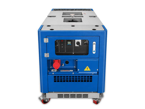 Αθόρυβη πετρελαιοκίνητη γεννήτρια 12.1 kW με DAVR, ταυτόχρονη μονοφασική και τριφασική έξοδο, ηλεκτρική εκκίνηση, ATS υποδοχή, πρίζες Schuko, CEE και ηχομονωμένο περίβλημα