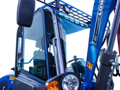 Σπαστός τροχοφόρος φορτωτής 4x4 4WD | Μέγιστη ανύψωση 3m | Ικανότητα φόρτωσης έως 1.6Τ | Καμπίνα A/C | STAGE V