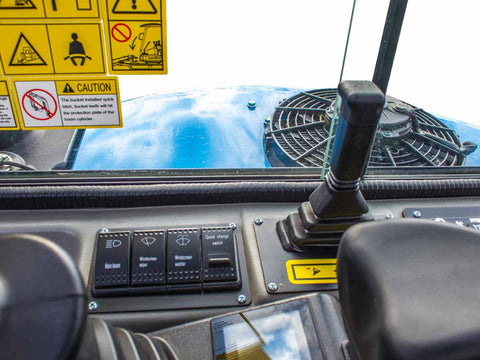 Μίνι εκσκαφέας με καμπίνα A/C 4T, Kubota Diesel, με περιστροφή στην μπούμα, πλαϊνούς μοχλούς χειρισμού και γραμμή σφύρας EB40C-PRO