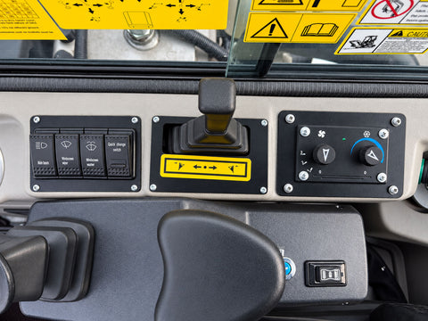 Μίνι εκσκαφέας με καμπίνα A/C 4T, Kubota Diesel, με περιστροφή στην μπούμα, πλαϊνούς μοχλούς χειρισμού και γραμμή σφύρας EB40C-PRO