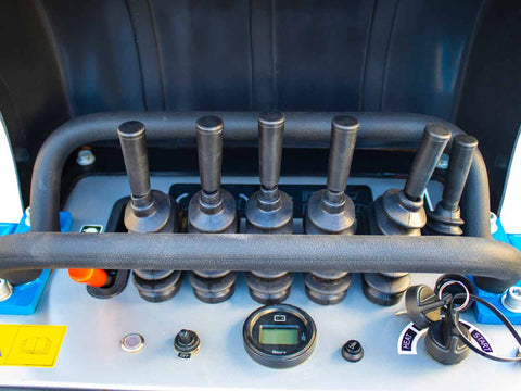 Ντάμπερ Diesel, υδροστατικό με φορτωτή και υψηλή ανατροπή 800kg HT800FL
